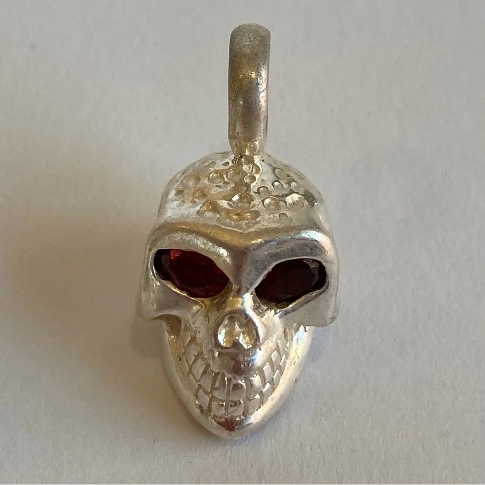 925 Sterling Silver Skull with Ruby Eyes Pendant Necklace